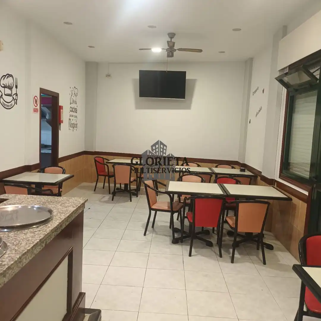 Local en venda en Marín amb Moblat i Alarma