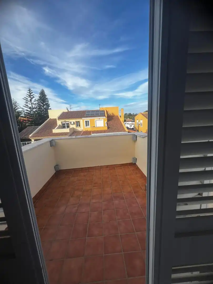 Terrassa de Casa o xalet en venda en Los Barrios amb Aire condicionat, Jardí privat i Terrassa