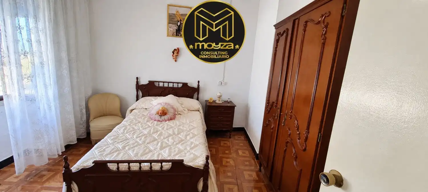 Habitación de Casa o chalet en venta en Valenzuela con Trastero