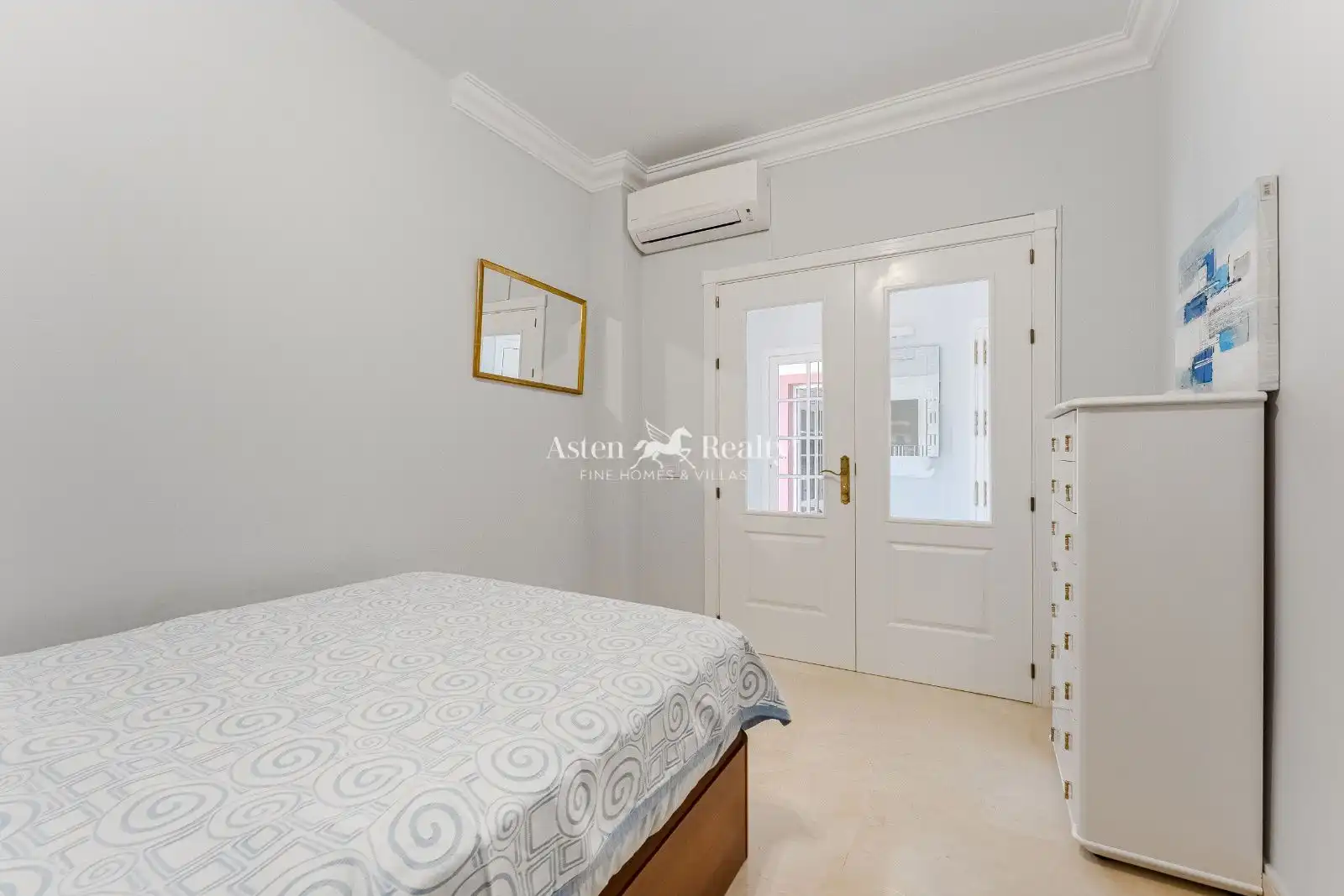 Schlafzimmer von Dachboden zum Verkauf in Adeje mit Klimaanlage, Terrasse und Abstellraum