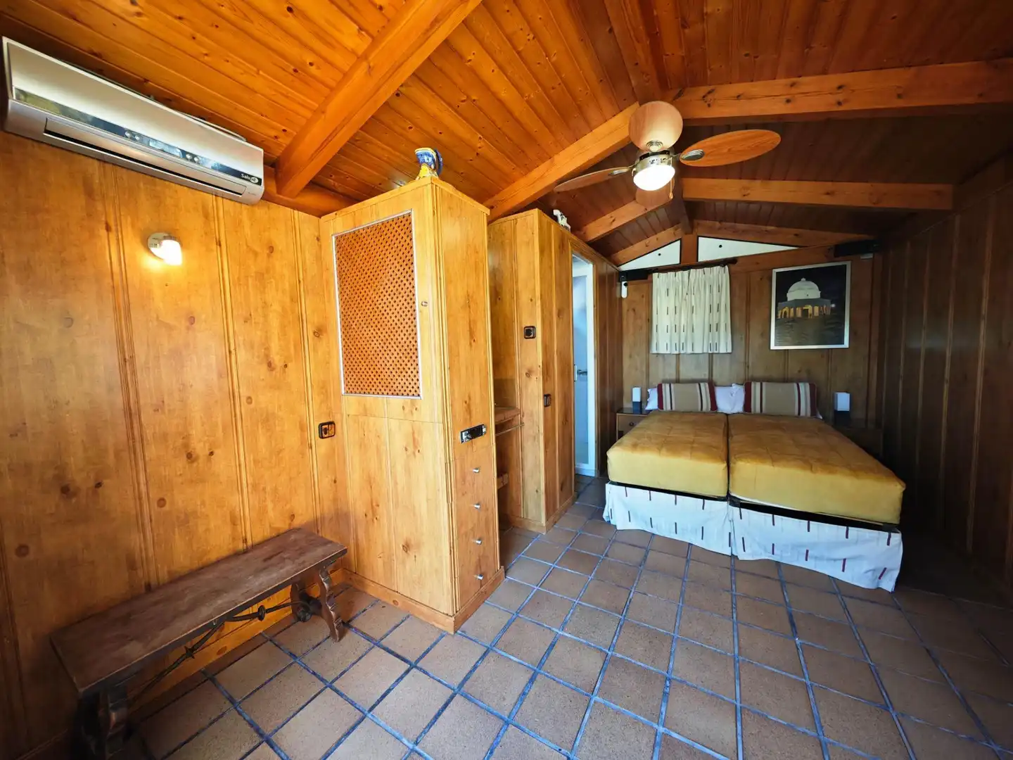Dormitori de Casa o xalet en venda en Chiclana de la Frontera amb Calefacció, Piscina i Moblat