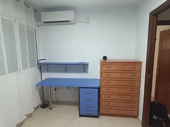 Flat for share in Norte-Sierra