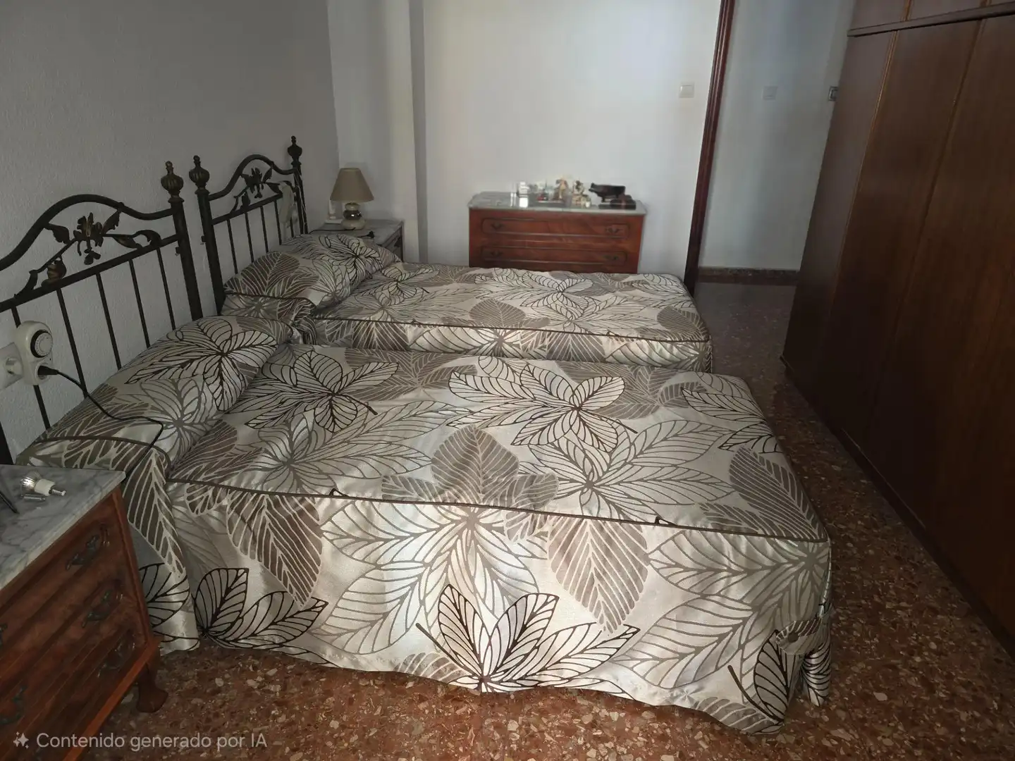 Habitación de Piso en venta en Valencia con Aire acondicionado y Balcón