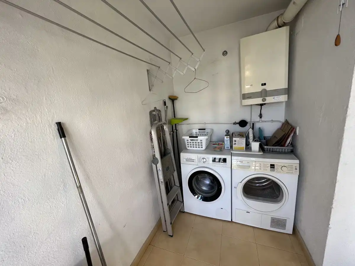 Cocina de Piso en venta en Marbella con Terraza, Trastero y Amueblado