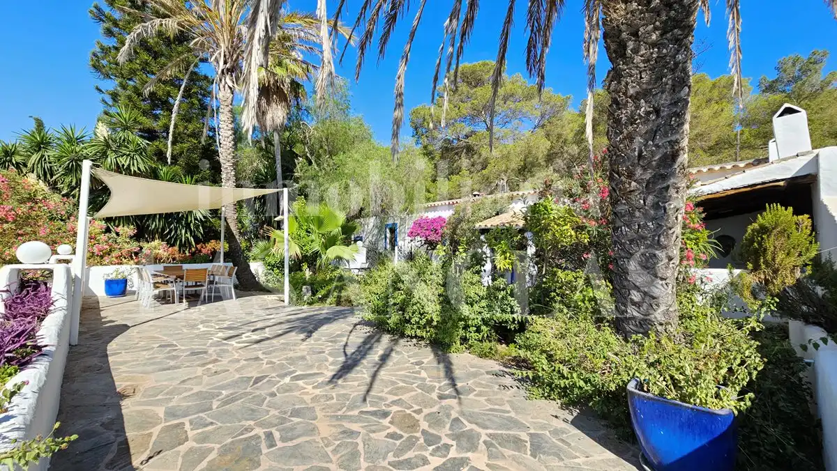 Jardí de Finca rústica en venda en Sant Joan de Labritja amb Aire condicionat, Calefacció i Terrassa