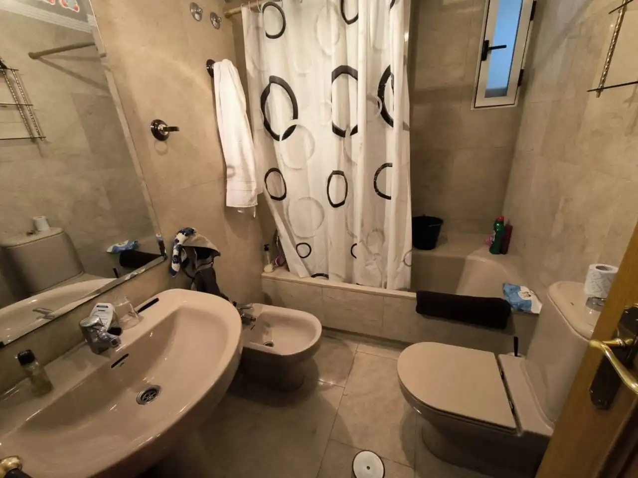 Bathroom of Apartments for rent in Albacete  with Heating and Furnished