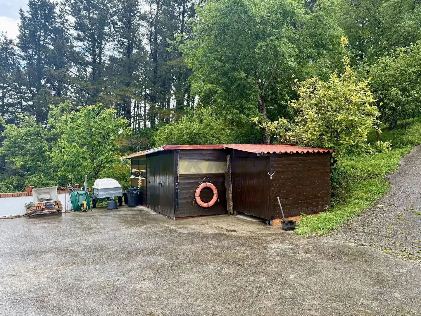 Vista exterior de Casa o xalet en venda en Mutriku amb Calefacció, Jardí privat i Traster
