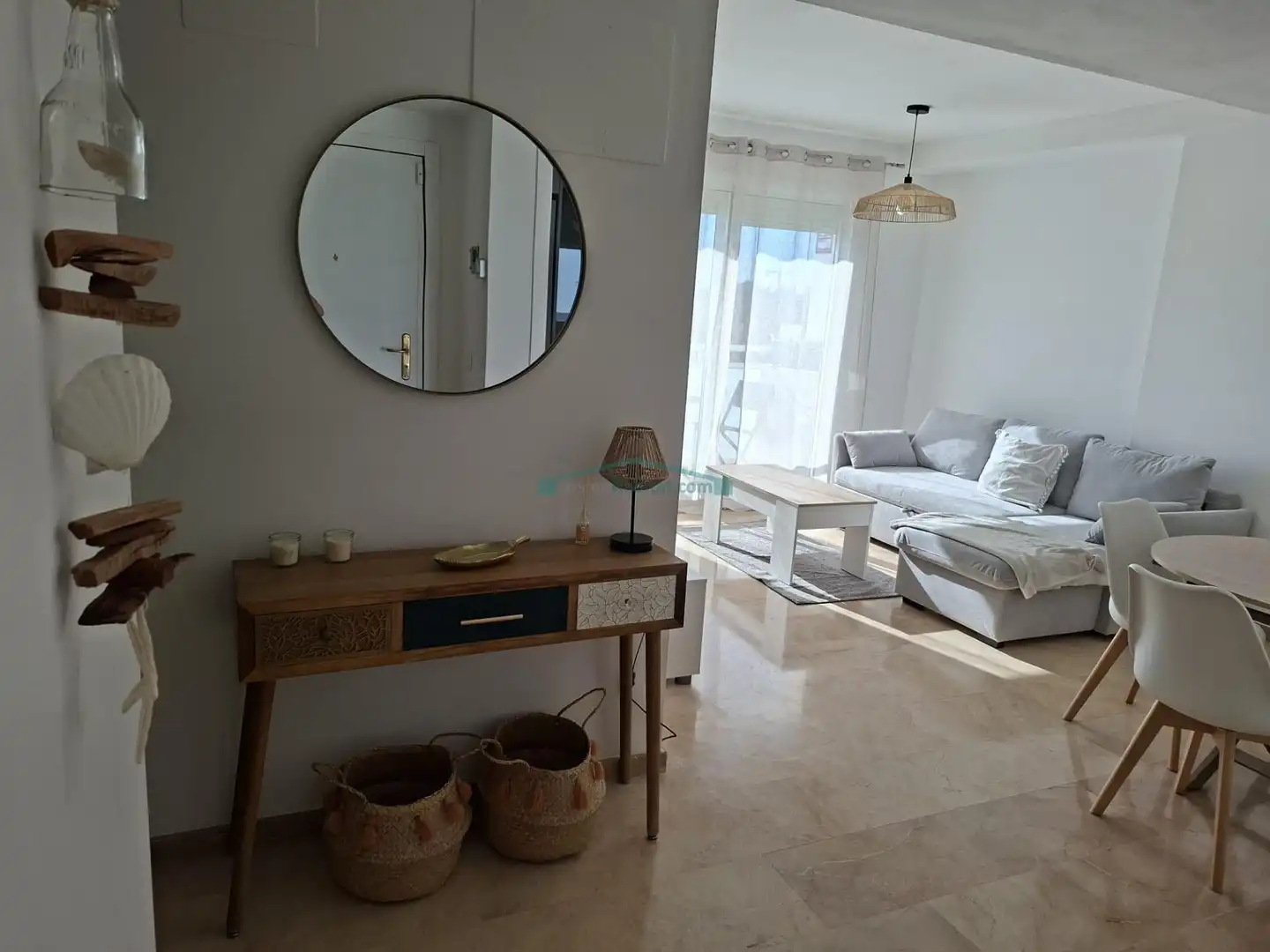 Sala de estar de Apartamento de alquiler en Dénia con Aire acondicionado, Calefacción y Amueblado