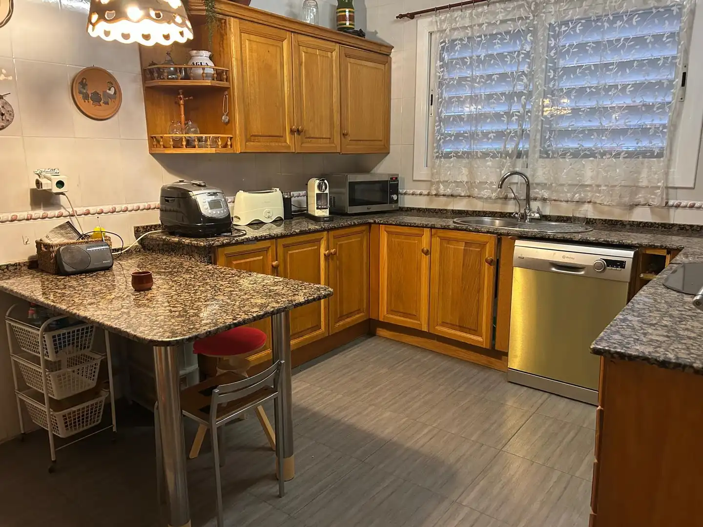 Cocina de Casa adosada en venta en Barberà del Vallès con Calefacción, Jardín privado y Terraza