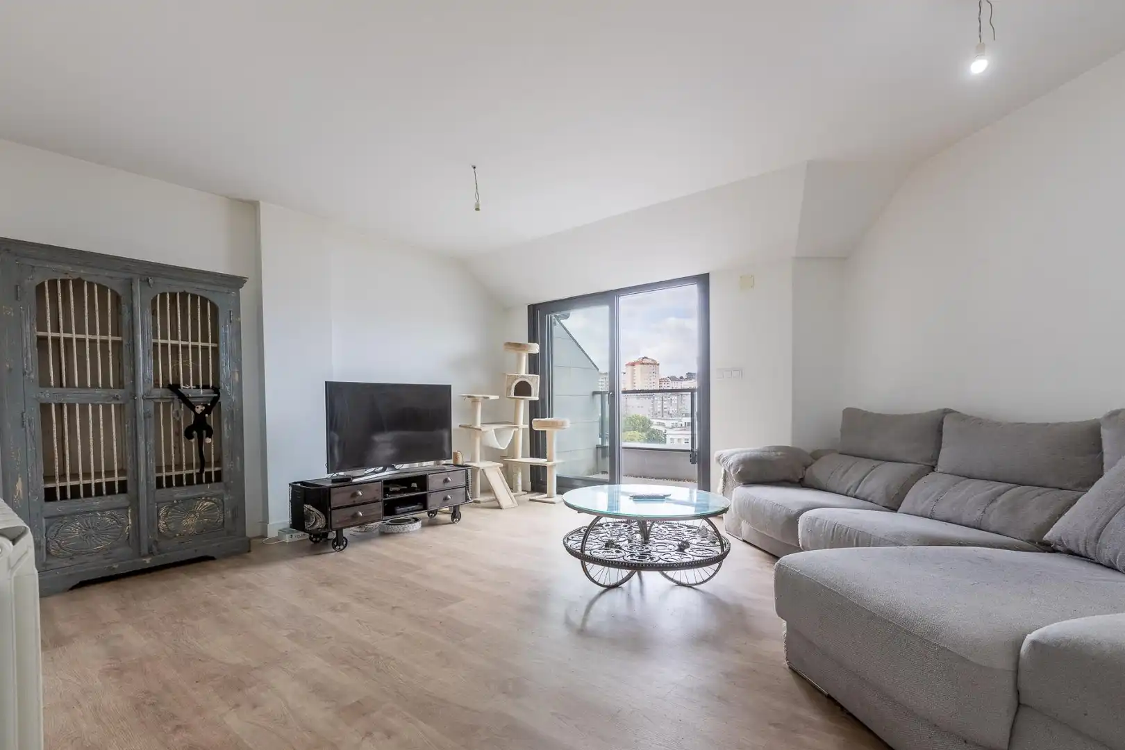 Wohnzimmer von Dachboden zum Verkauf in A Coruña Capital  mit Heizung und Terrasse