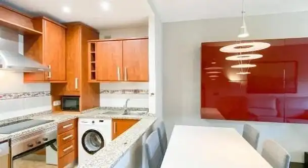 Cocina de Piso en venta en Málaga con Aire acondicionado, Parquet y Piscina comunitaria