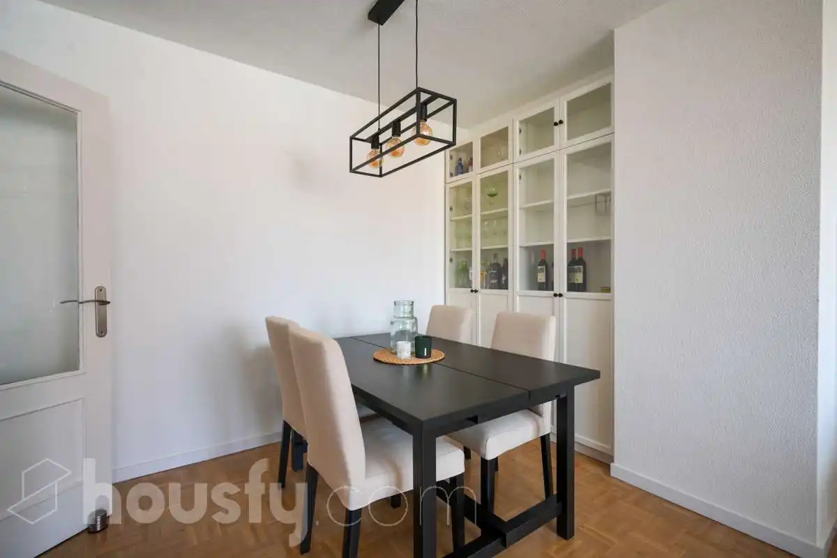 Dining room of Flat for rent in Madrid  with Air Conditioner, Heating and Furnished