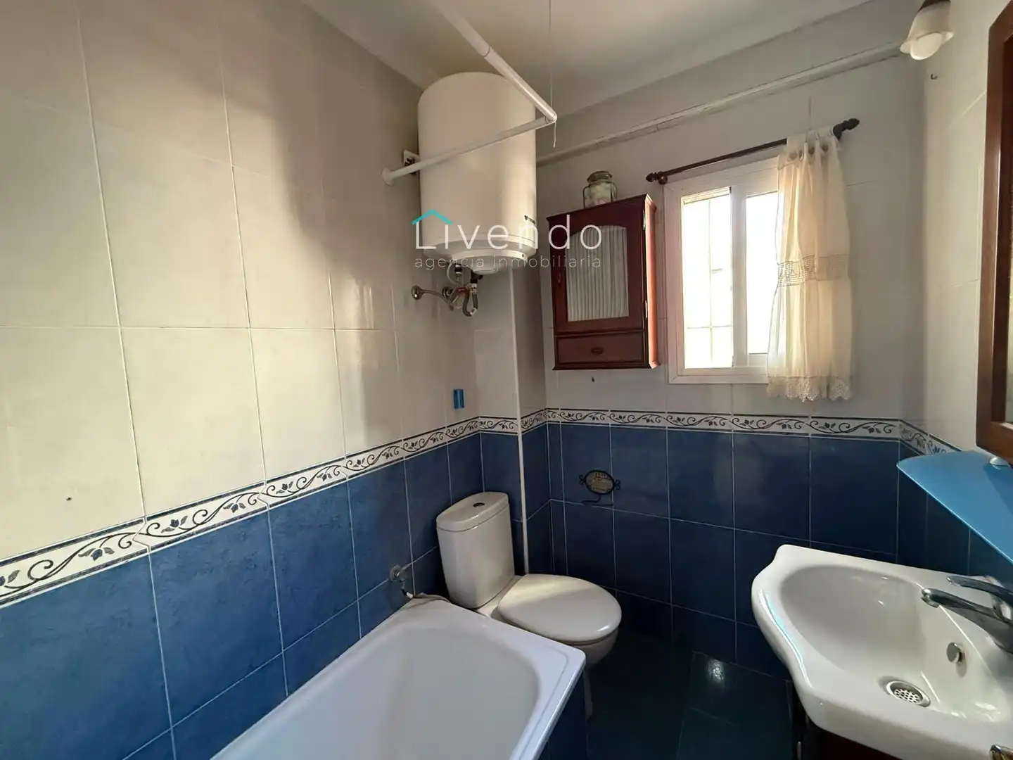 Bany de Pis en venda en San Fernando amb Aire condicionat