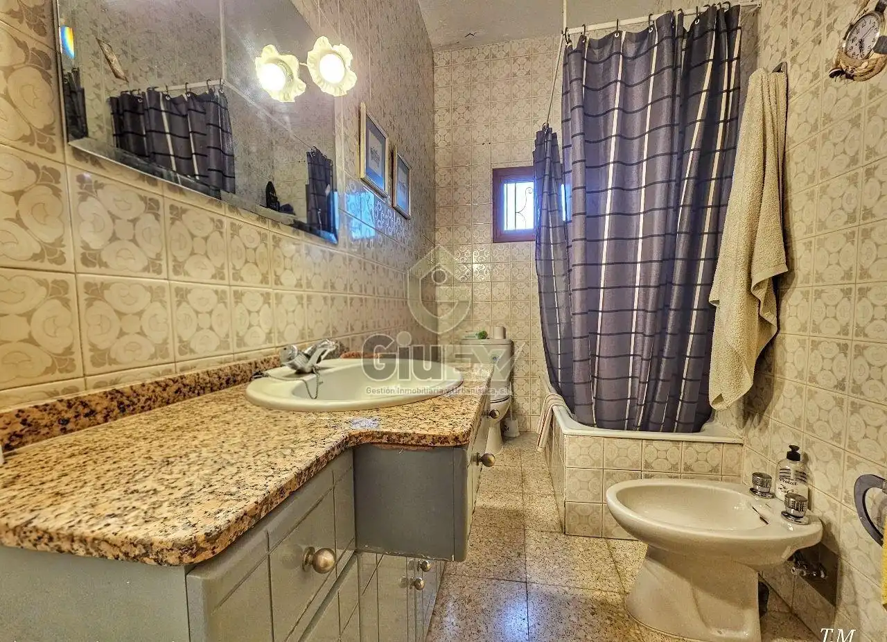 House with garden for sale in Arroyo de la Luz, imagen 19