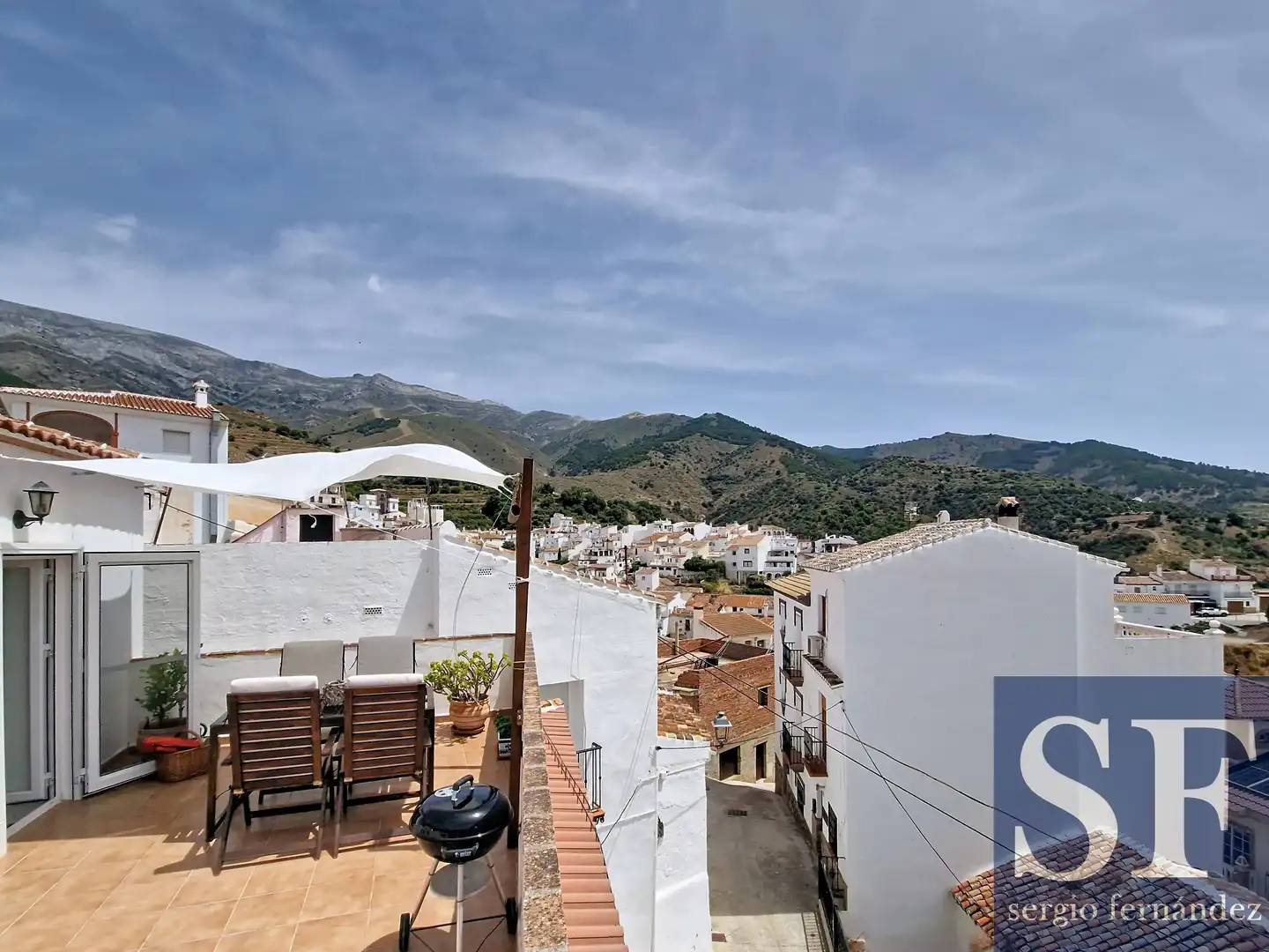 Vista exterior de Casa adosada en venda en Sedella