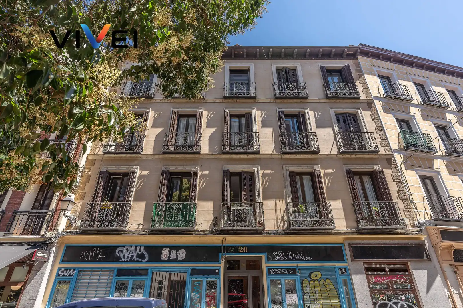 Exterior view of Flat for sale in Madrid  with Balcony