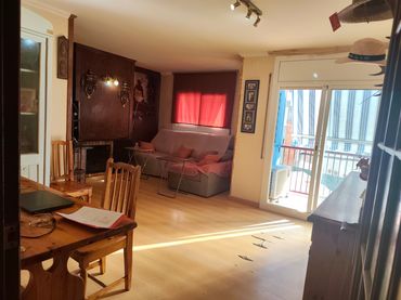 Flat with balcony for sale in Centre