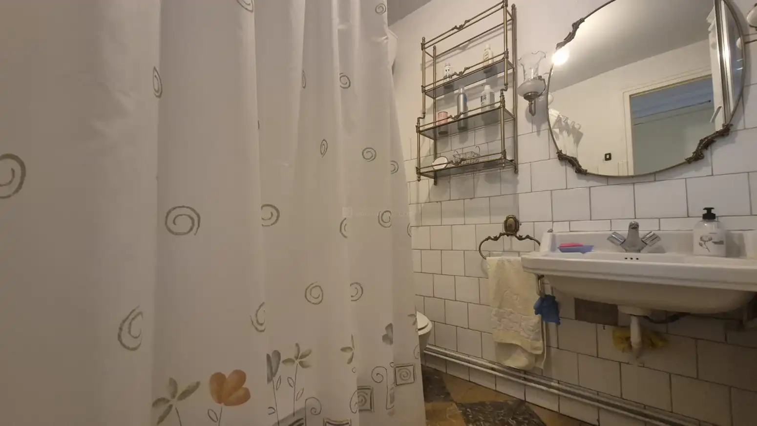 Baño de Piso en venta en Nájera con Calefacción, Trastero y Amueblado
