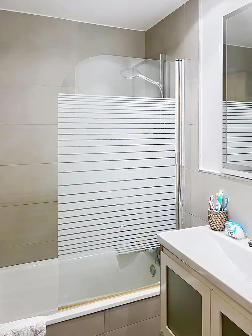 Baño de Piso en venta en Madrid con Calefacción, Parquet y Terraza