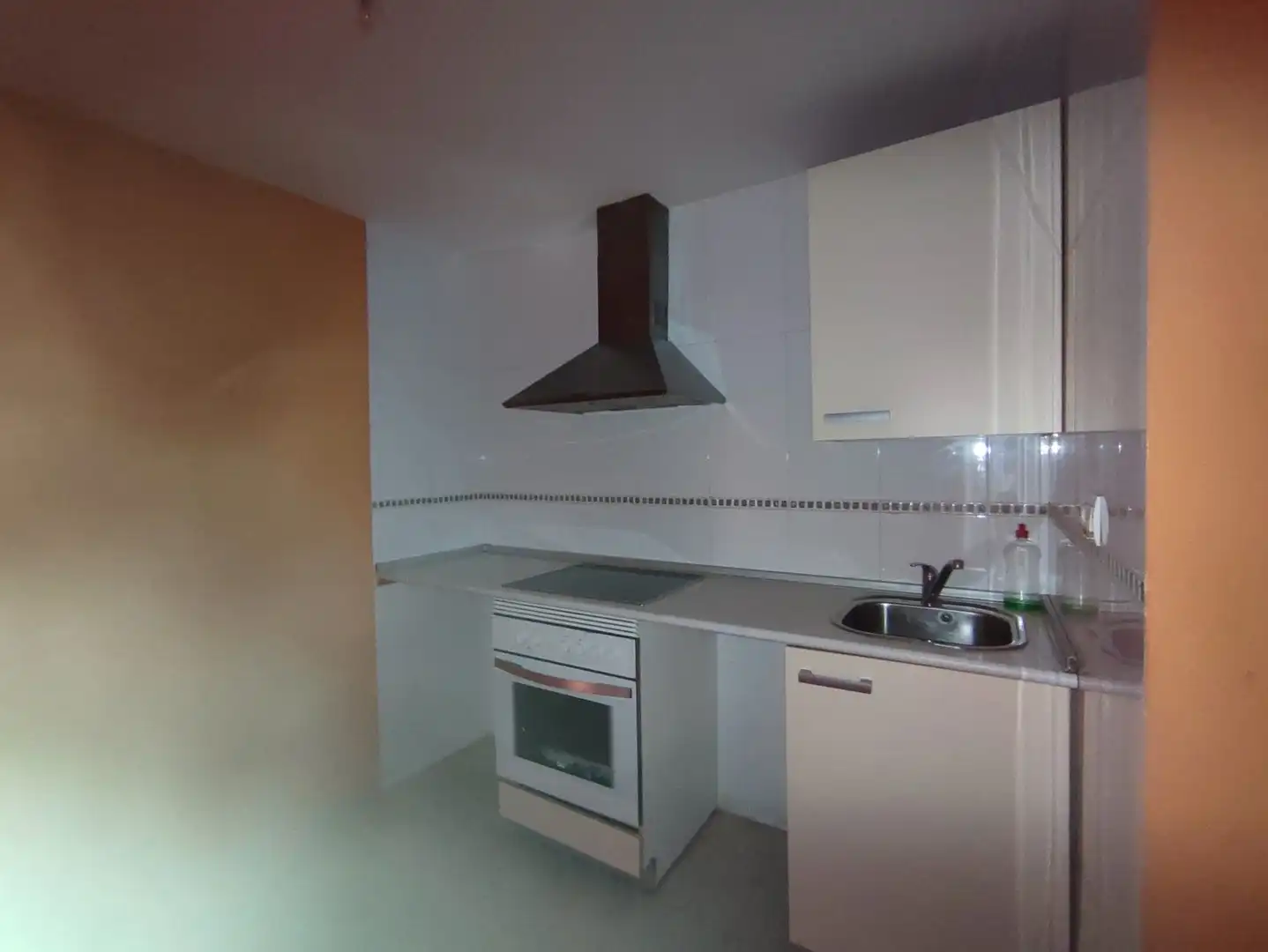 Cuina de Loft en venda en Villamediana de Iregua amb Calefacció, Terrassa i Piscina comunitària