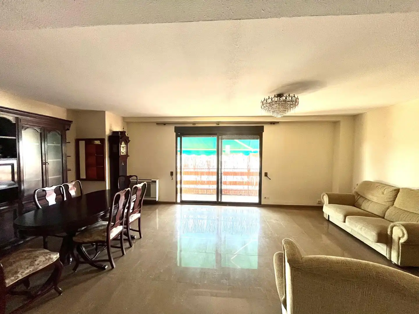 Sala de estar de Piso de alquiler en Valencia con Aire acondicionado, Amueblado y Balcón