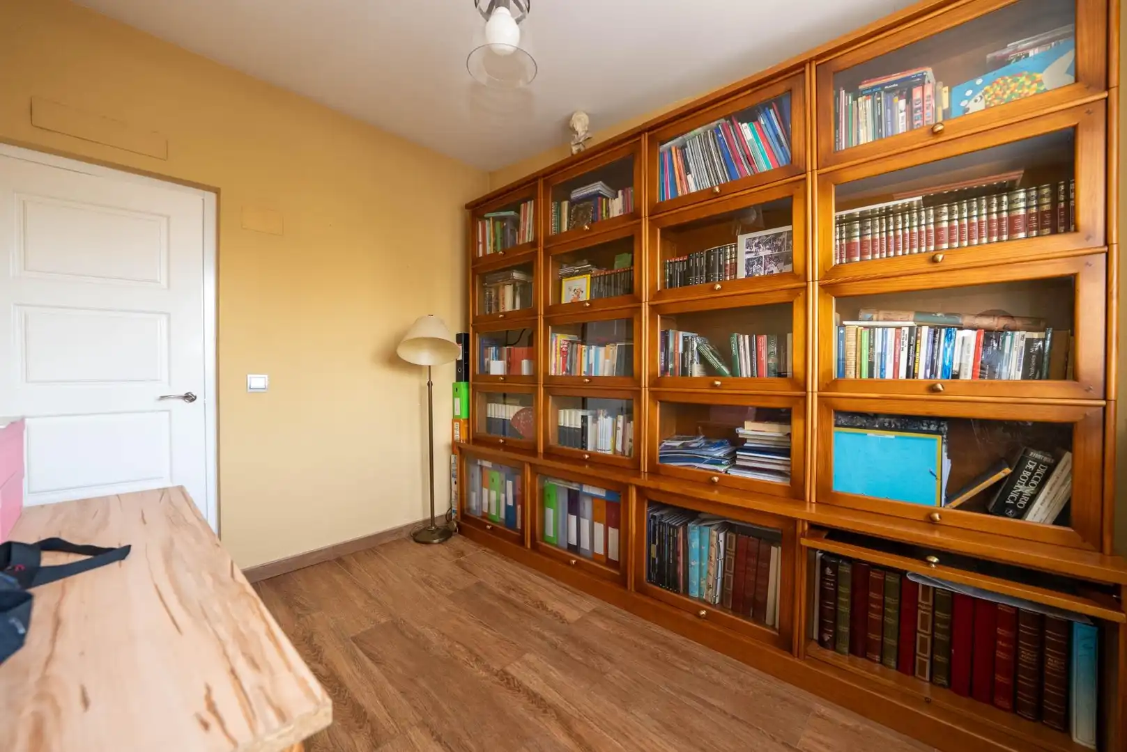 Habitación de Casa adosada en venta en Leganés con Aire acondicionado, Calefacción y Jardín privado