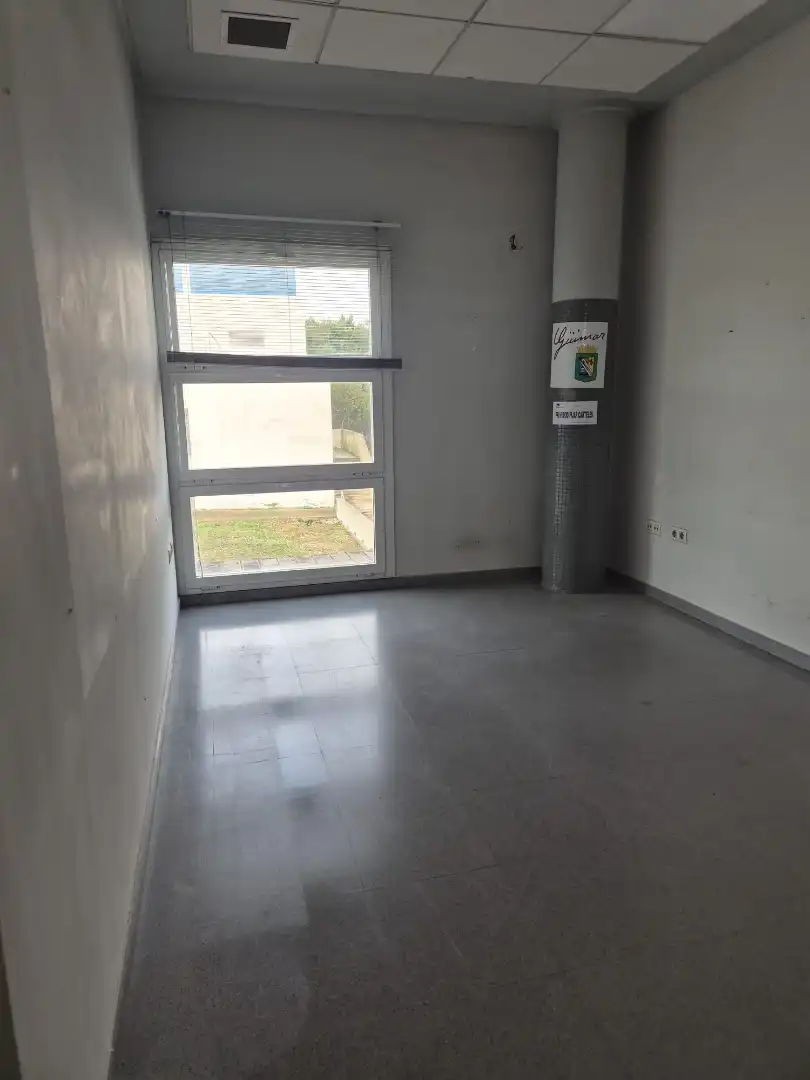 Gebäude zur Miete in Tomares