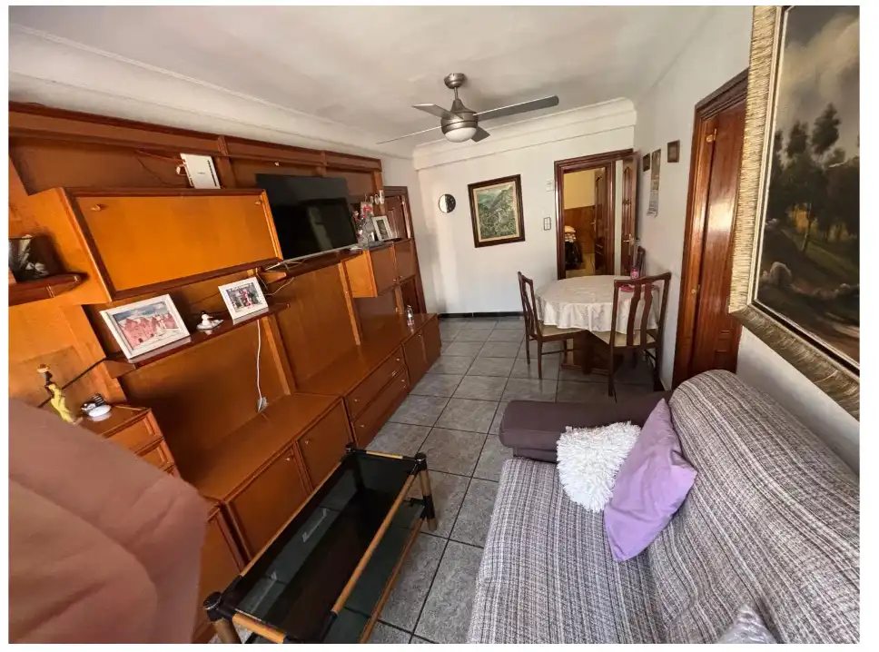 Sala de estar de Piso en venta en Zaragoza con Calefacción y Amueblado