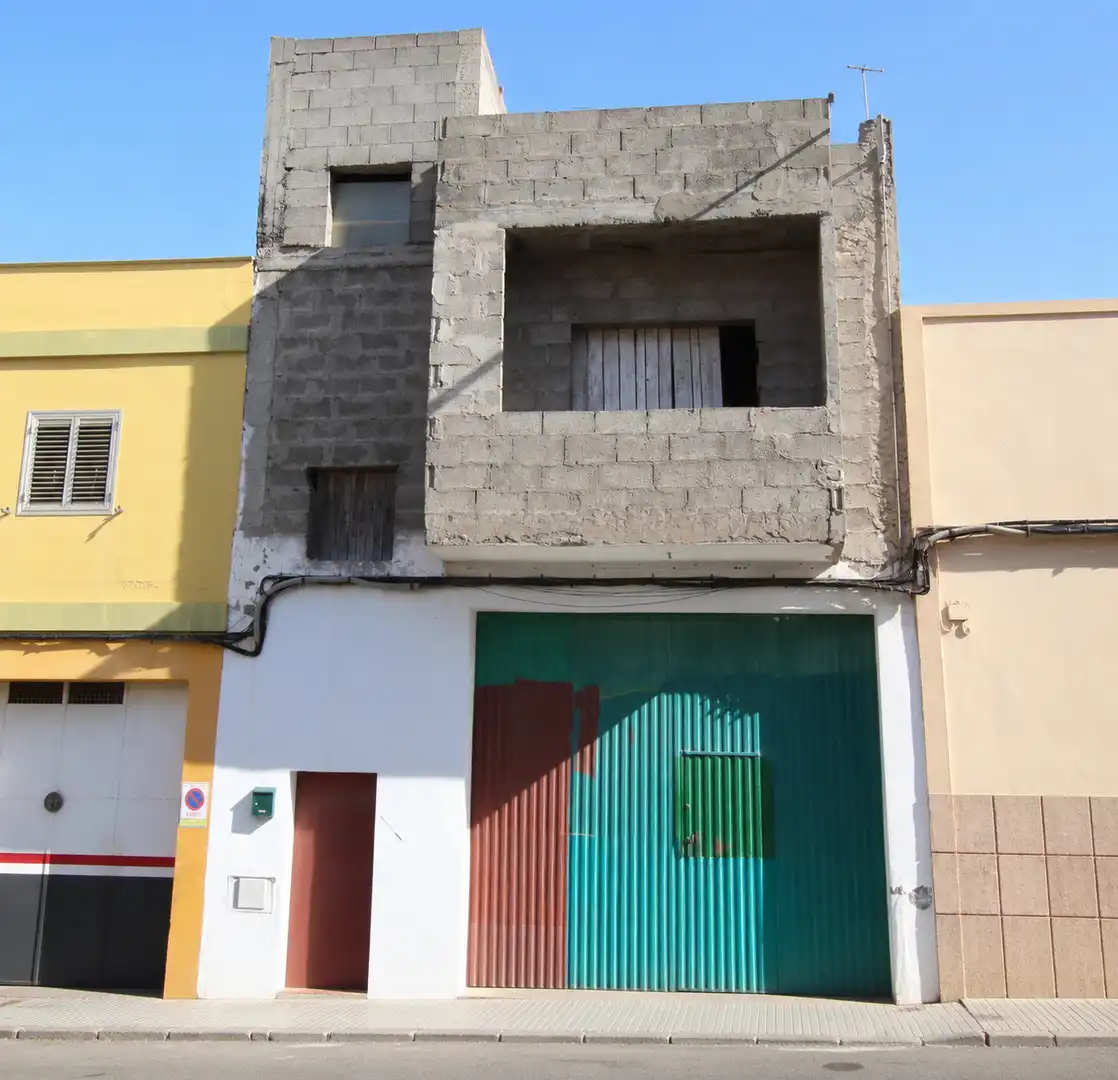 Vista exterior de Casa o xalet en venda en Telde amb Terrassa, Traster i Balcó