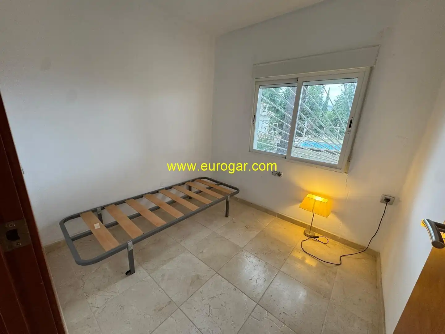 Habitación de Casa o chalet en venta en Chiva con Aire acondicionado, Calefacción y Jardín privado