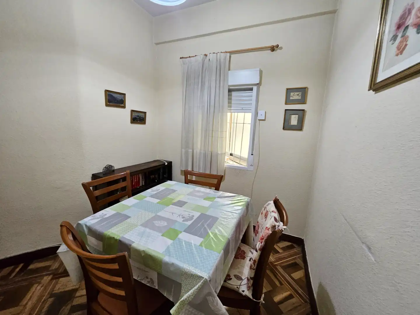 Dining room of Flat for rent in Madrid  with Air Conditioner, Heating and Furnished