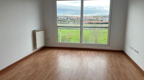 Photo 3 of Flat for rent in Calle Rosalía de Castro, 13, Peñacastillo - Nueva Montaña, Santander