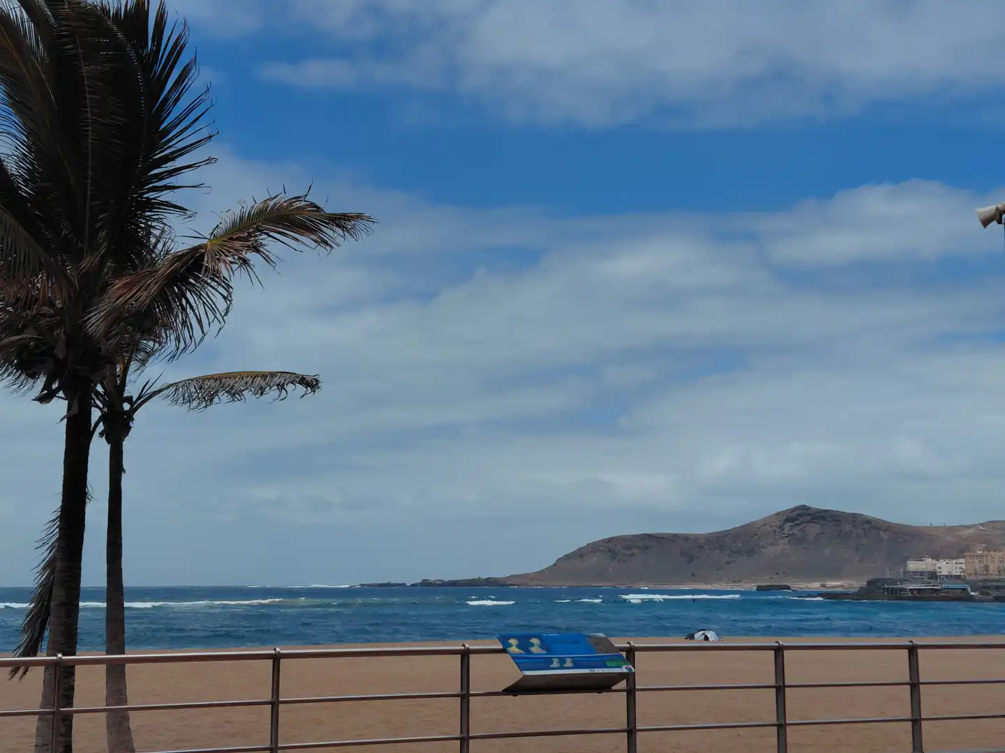 Vista exterior de Apartamento de alquiler en Las Palmas de Gran Canaria con Amueblado, Horno y Lavadora