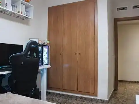 Bedroom of Flat for sale in Torrent  with Air Conditioner and Balcony