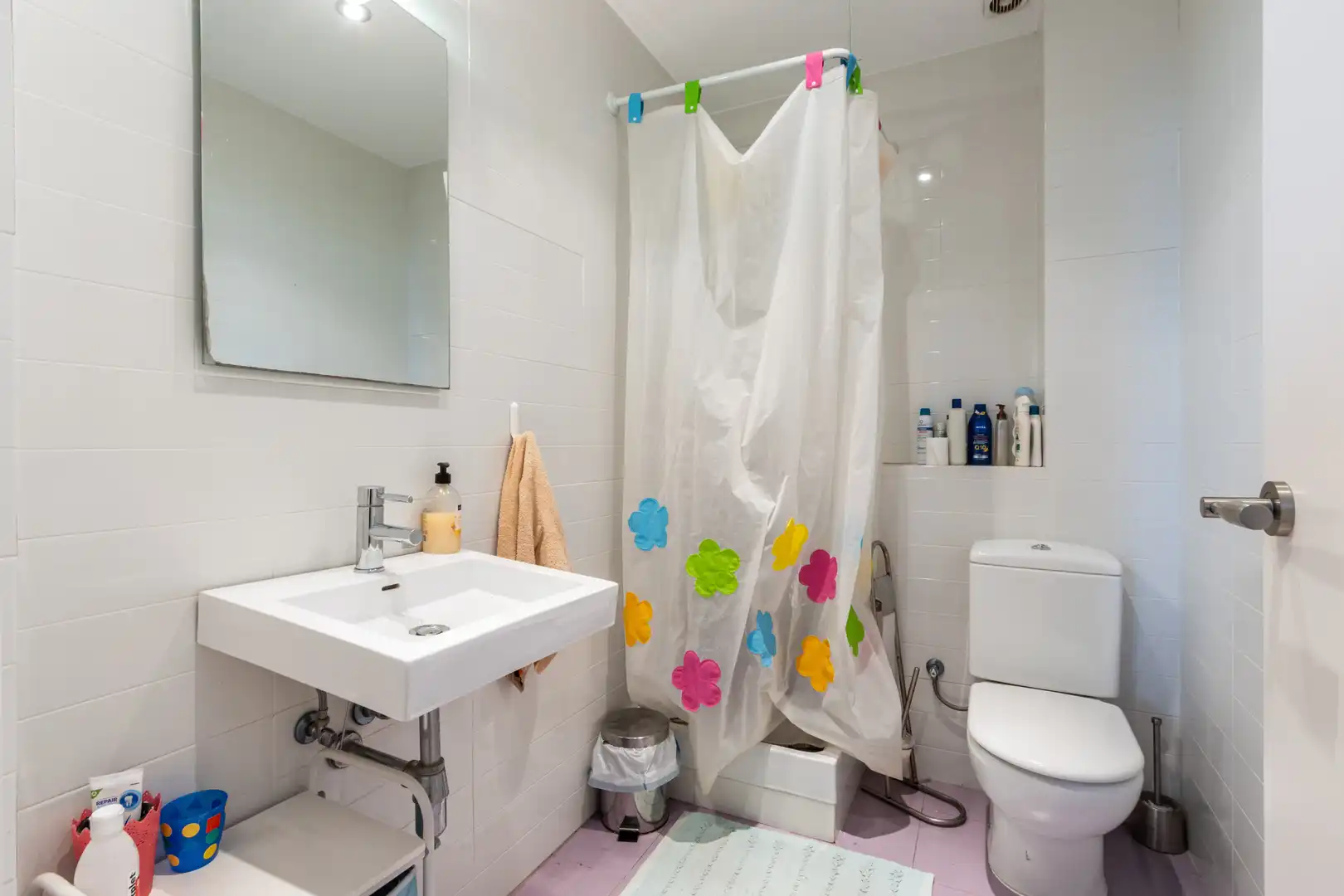 Bathroom of Detached homes for sale in Sant Cugat del Vallès  with Air Conditioner, Heating and Terrace
