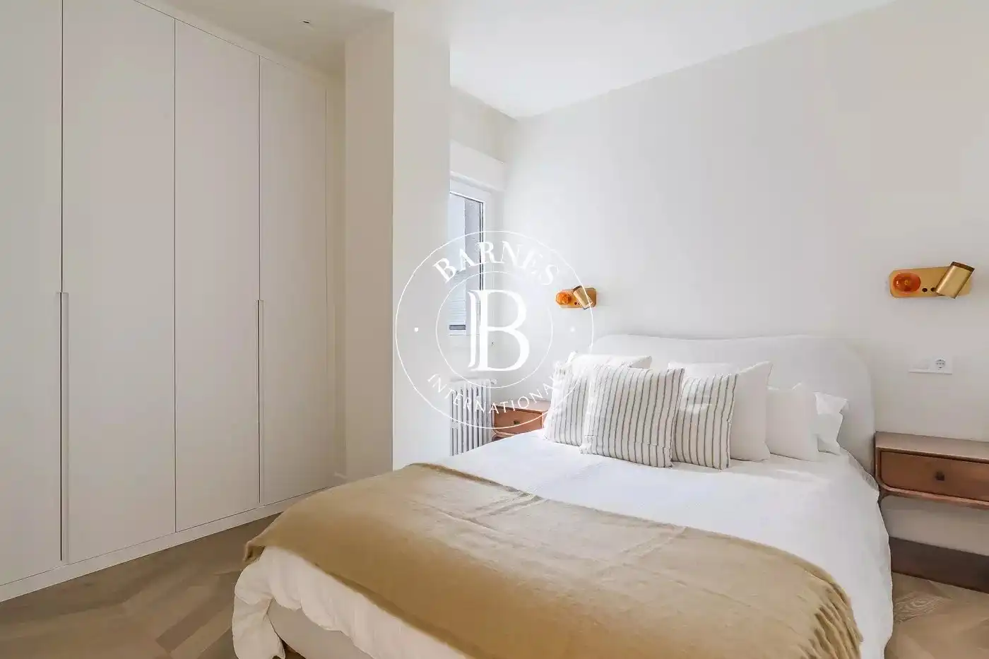 Bedroom of Flat for sale in Madrid  with Air Conditioner, Heating and Furnished