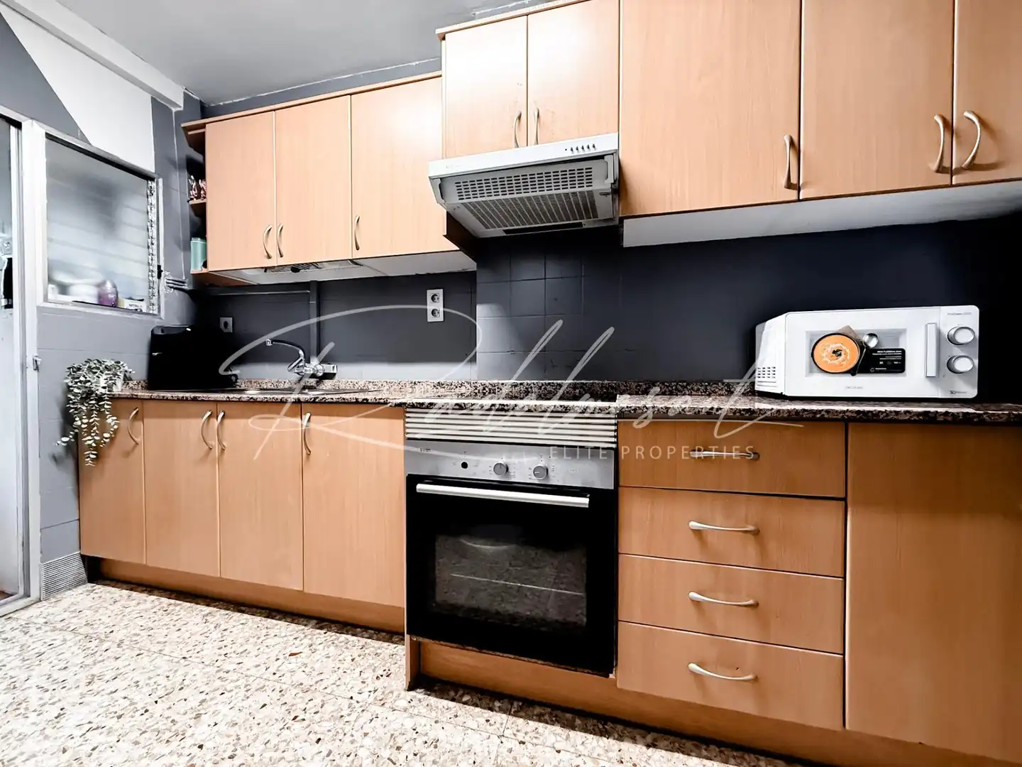 Cuina de Pis en venda en Reus amb Calefacció i Terrassa