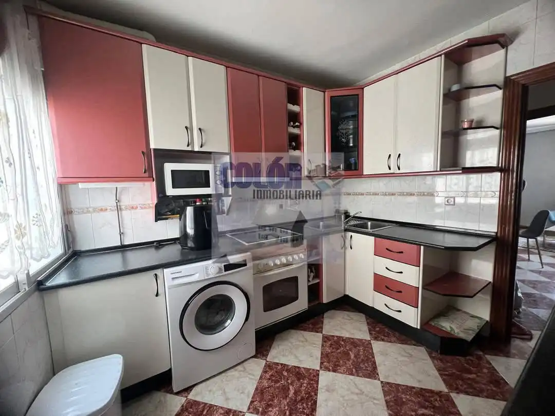 Piso con terraza en venta en Martos, imagen 4