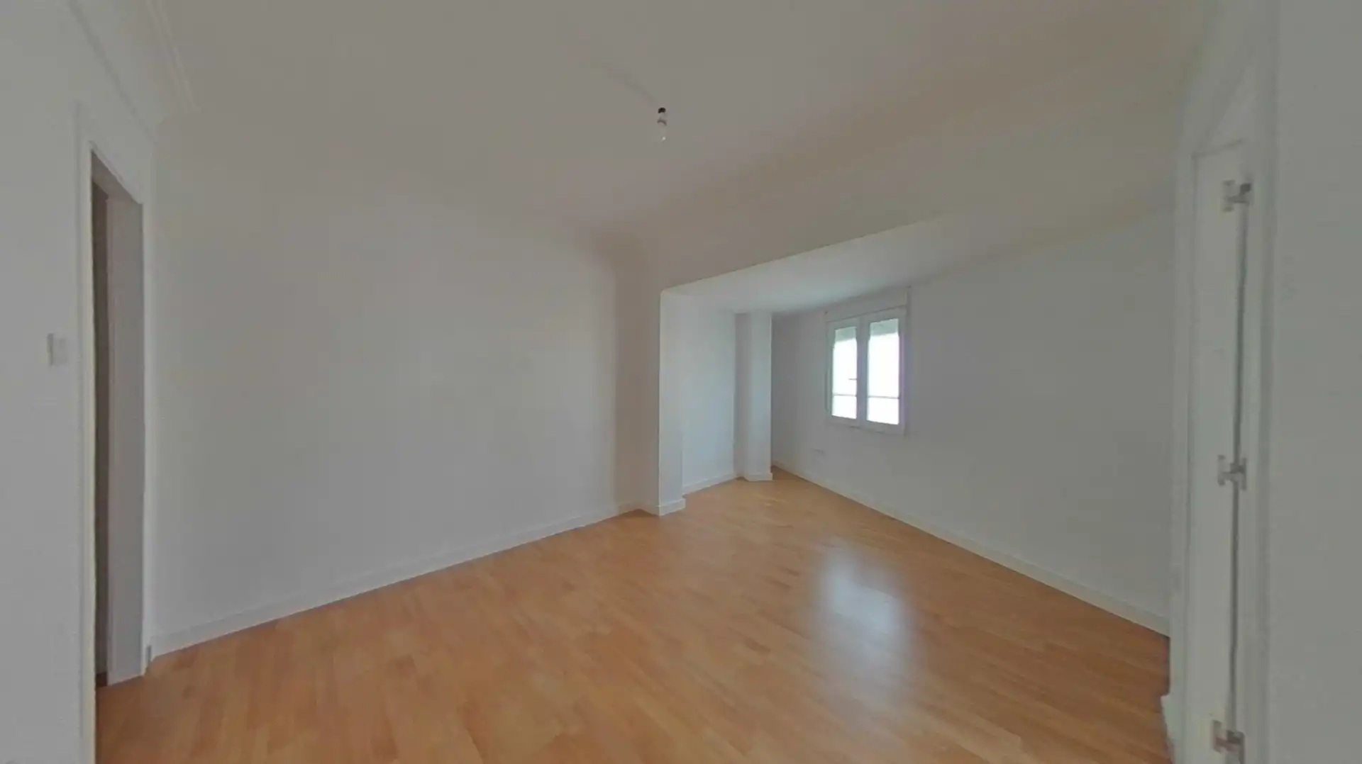 Habitación de Piso en venta en Valencia con Balcón