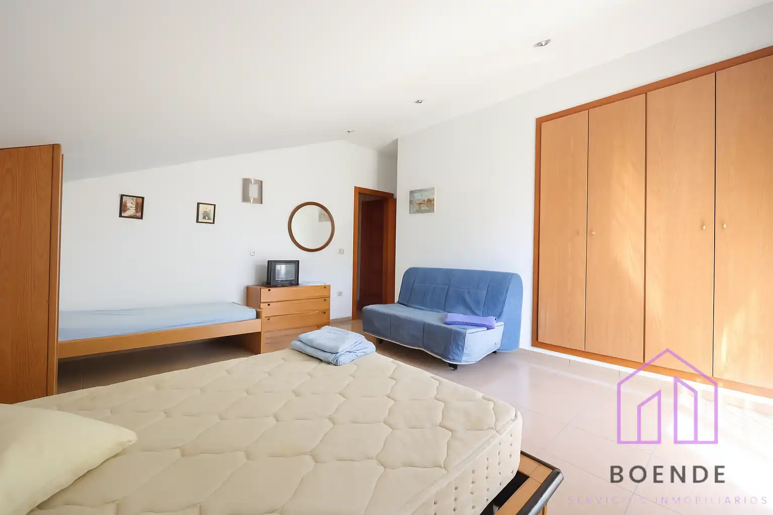 Bedroom of Houses for sale in Campo Real  with Air Conditioner, Heating and Private garden