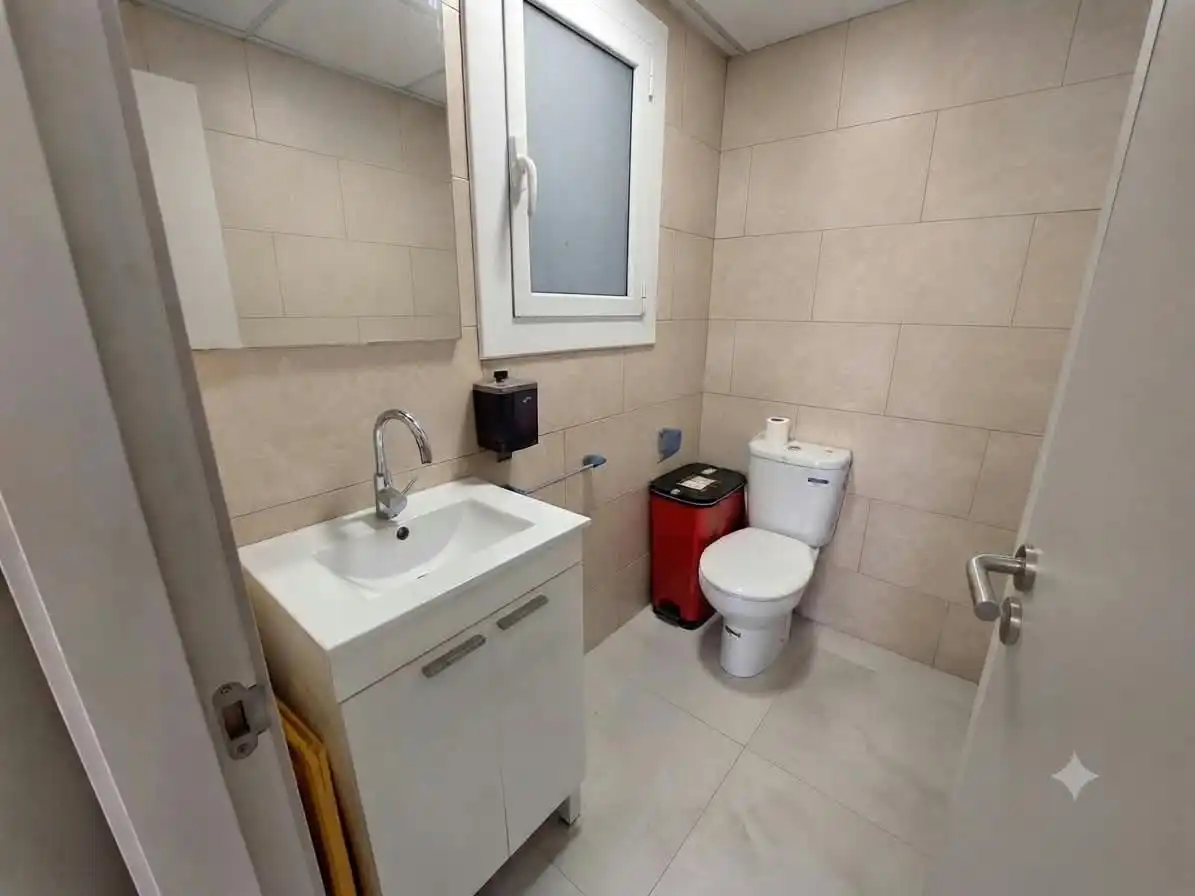 Local comercial en venta en Les Torres, imagen 8