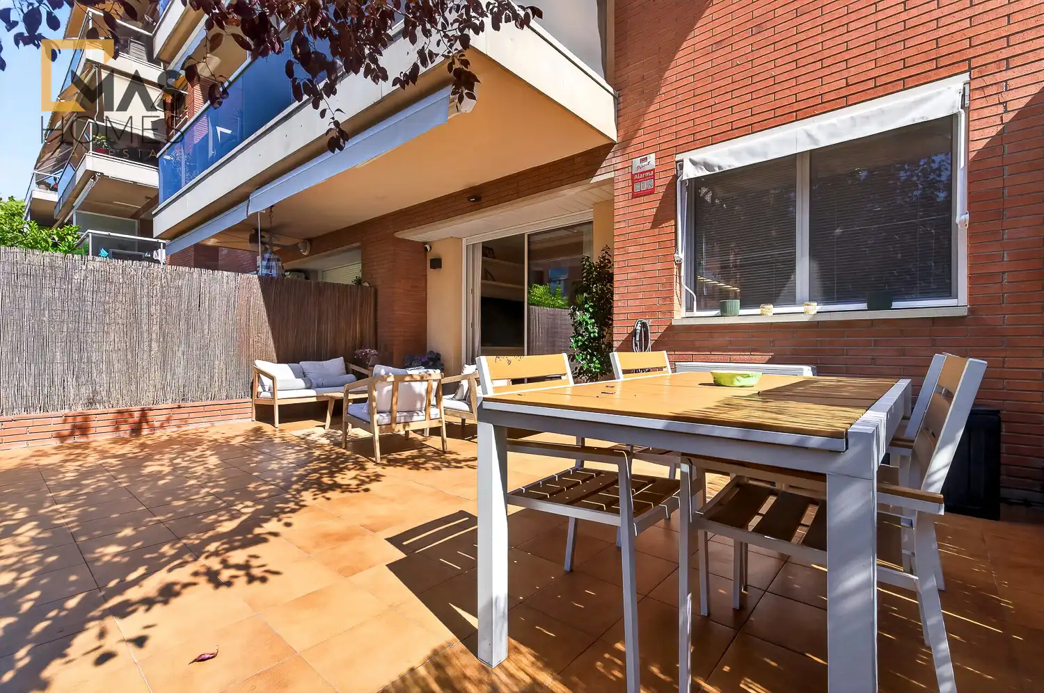 Terraza de Piso en venta en Sant Cugat del Vallès con Aire acondicionado, Calefacción y Jardín privado