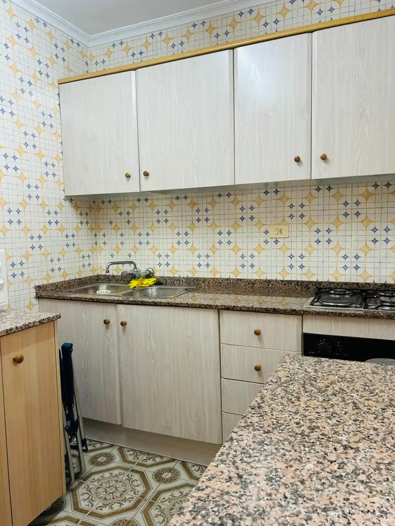 Cuina de Casa o xalet en venda en San Pedro del Pinatar amb Aire condicionat, Jardí privat i Traster