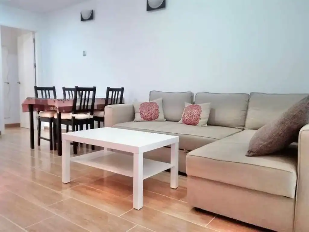Sala d'estar de Apartament en venda en Málaga amb Aire condicionat, Terrassa i Internet