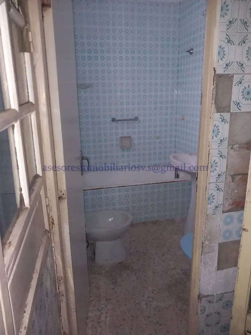 Bany de Casa o xalet en venda en Peñaflor amb Terrassa i Balcó