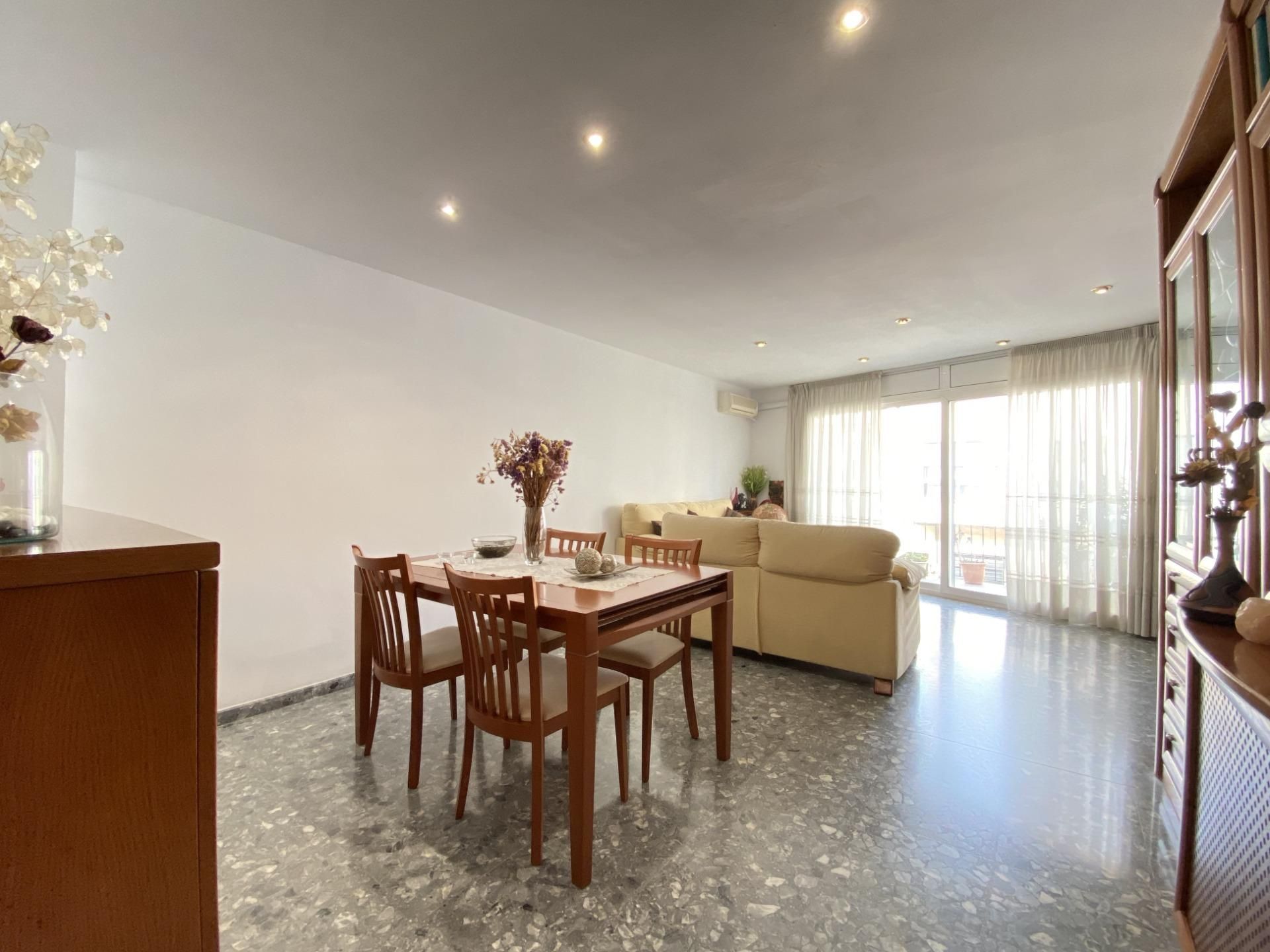 Dining room of Single-family semi-detached for sale in Terrassa  with Air Conditioner, Heating and Terrace