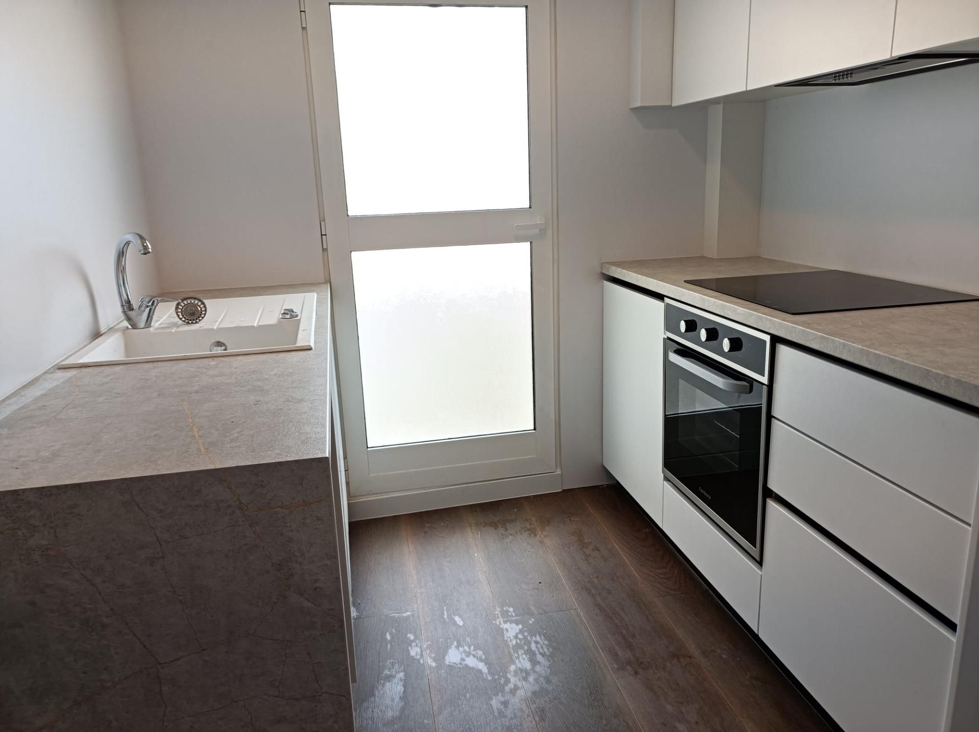 Kitchen of Flat to rent in Paiporta  with Balcony