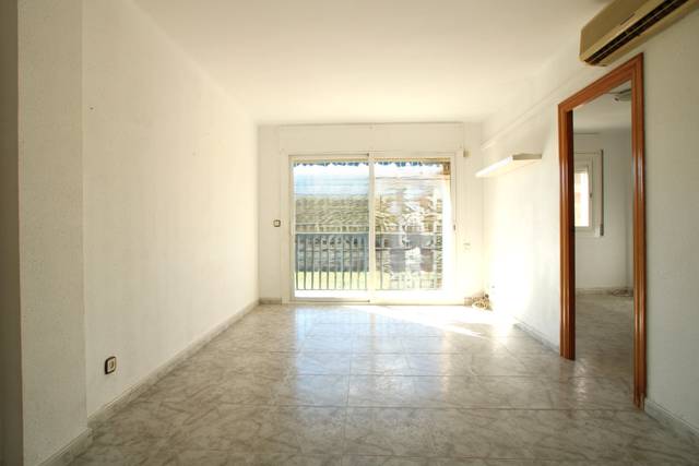 Piso en Venta en Nucli Urbà