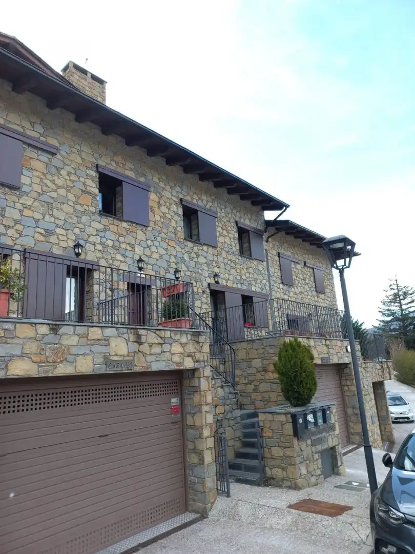 Vista exterior de Casa o xalet en venda en Viloria de Rioja