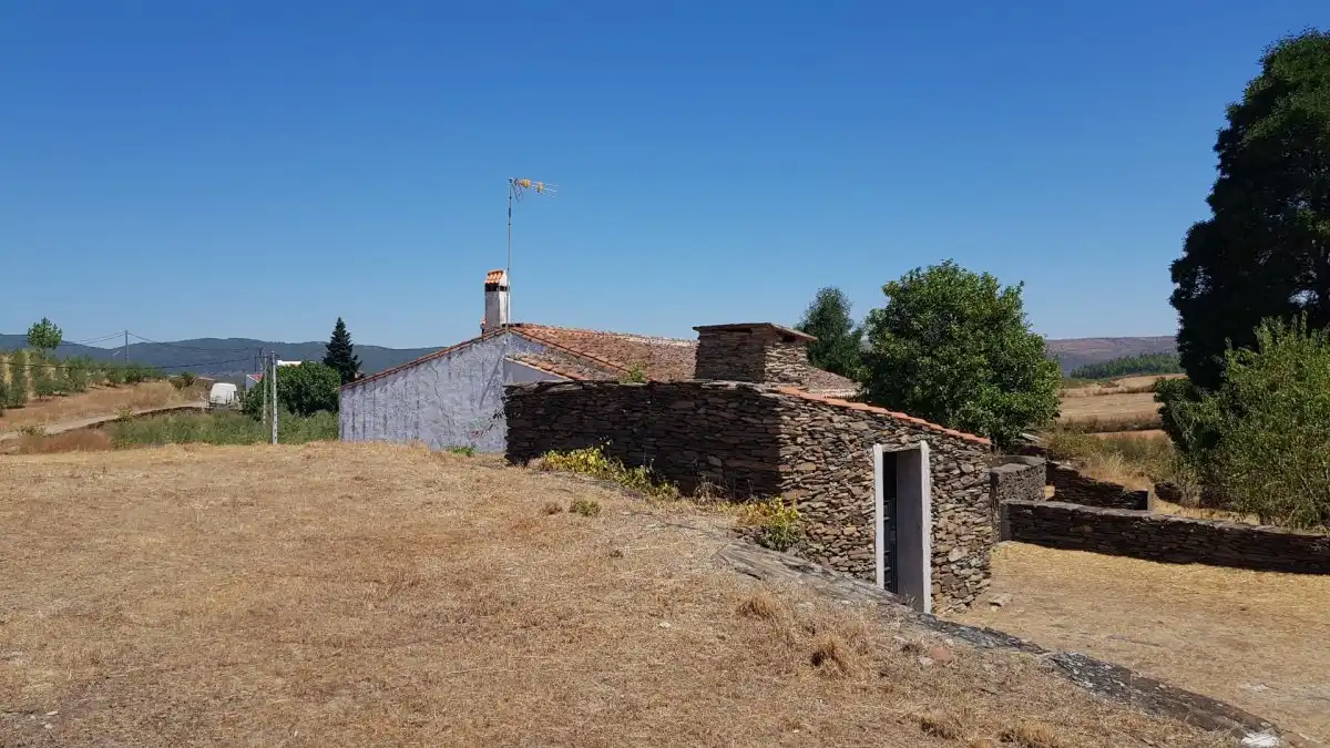 Finca rústica en venta en La Codosera